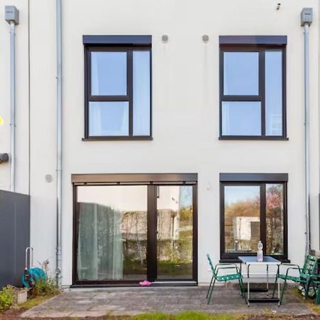Beautiful Room With Balcony Direction To Messe Hannover Exterior photo